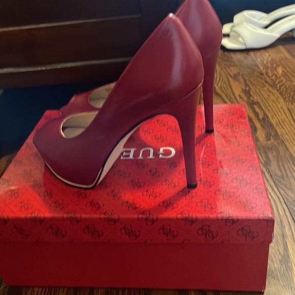 guess red high heels bought and NEVER wore! super cute! has wedge inside - Picture 2 of 2